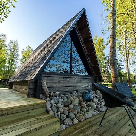 Laawu Kultaa Luxury tent Kotka