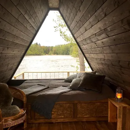 Luxury tent Laawu Kultaa